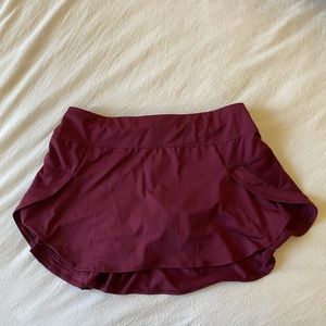 NWT Lucky in Love Standard Length Tennis Skirt in Wine